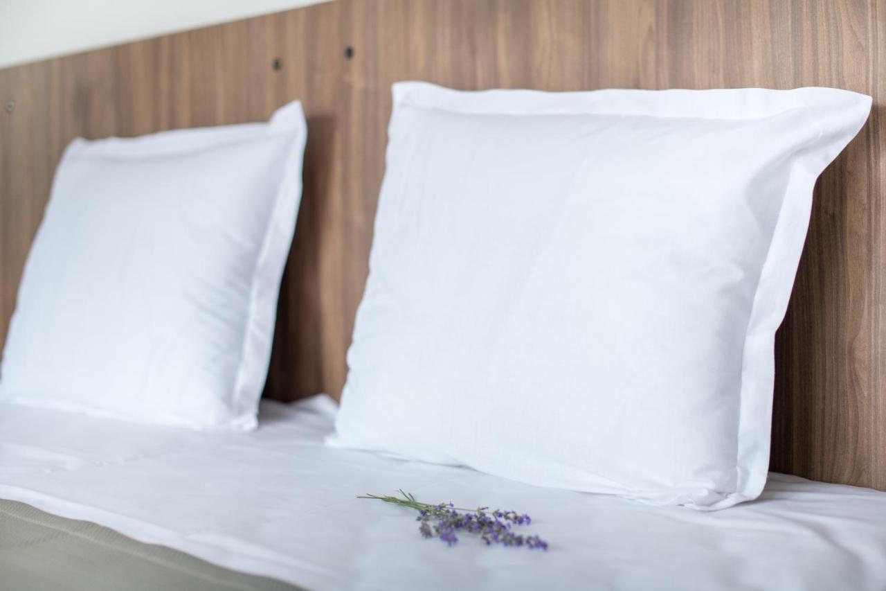 Cinema Hotel Primorsko Luaran gambar