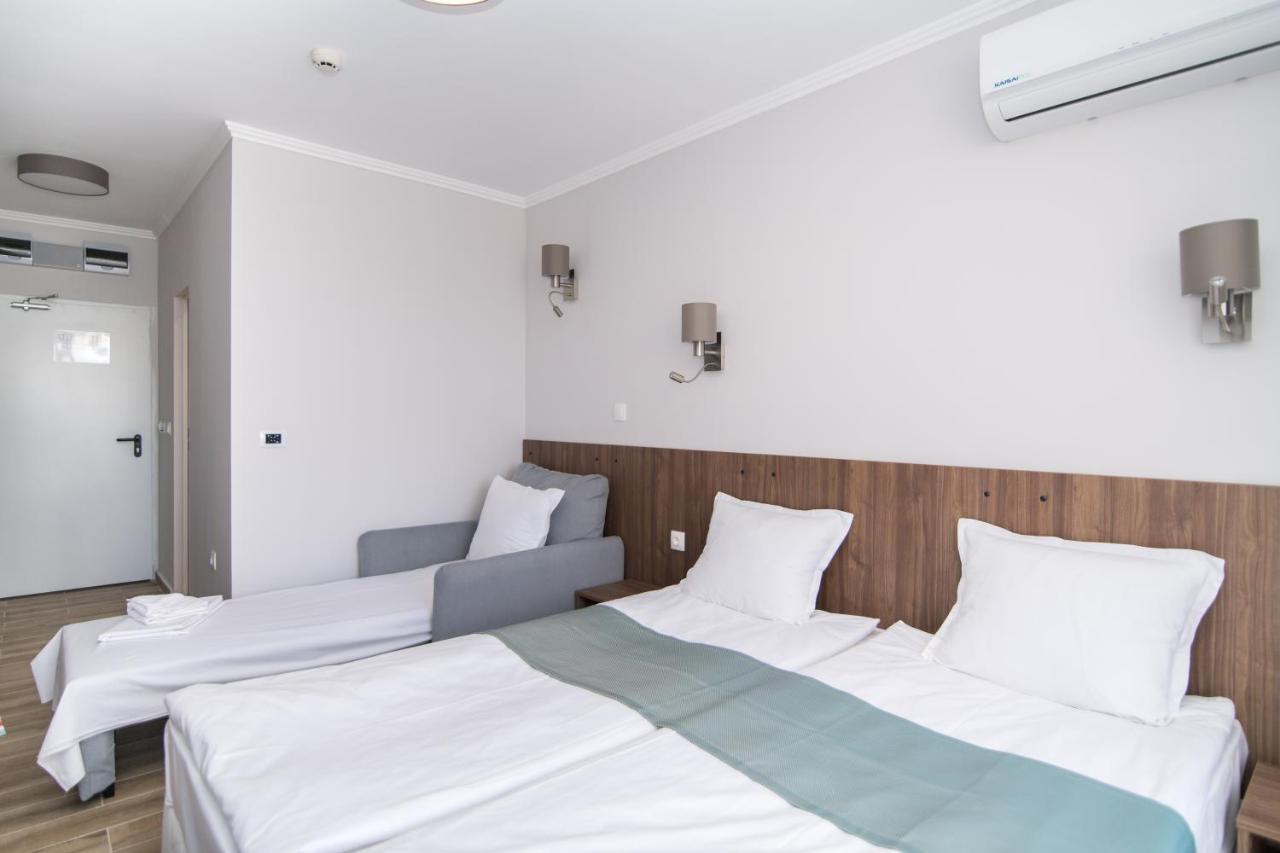 Cinema Hotel Primorsko Luaran gambar